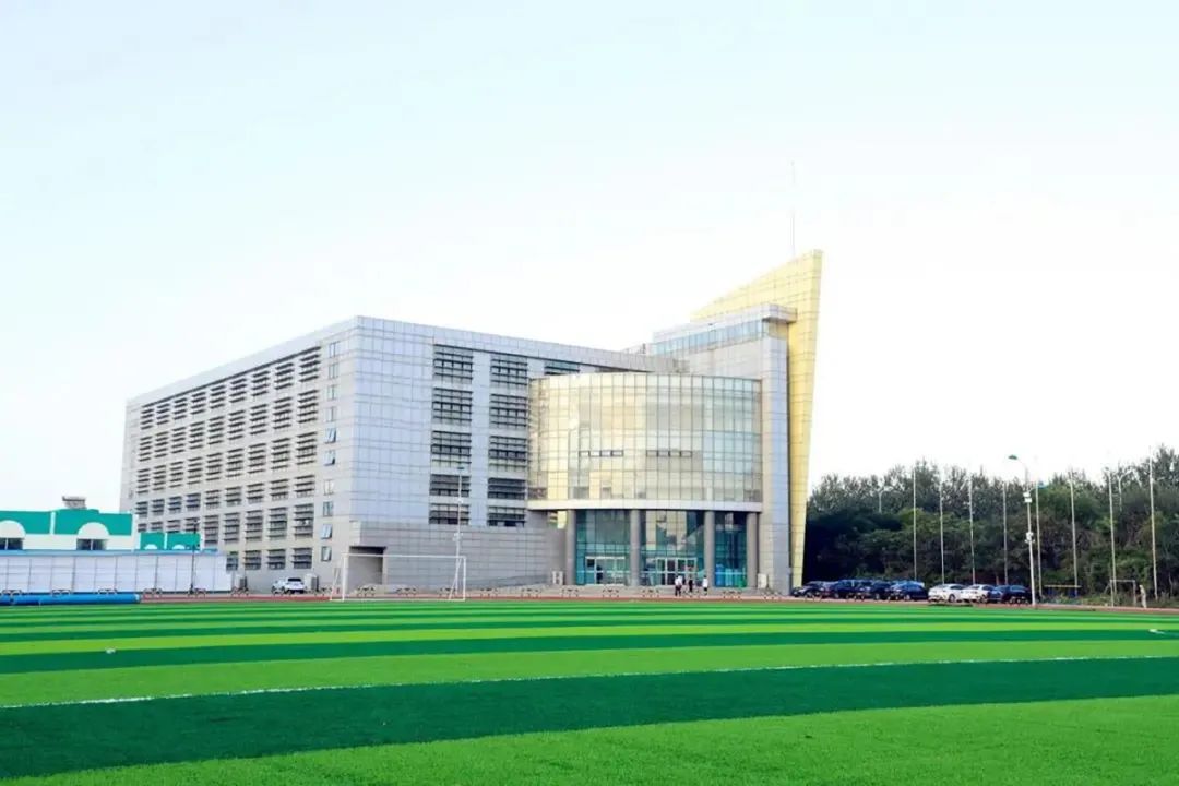 天津私立学校招聘教师(天津市武清区六力学校诚招中小学各科教师)