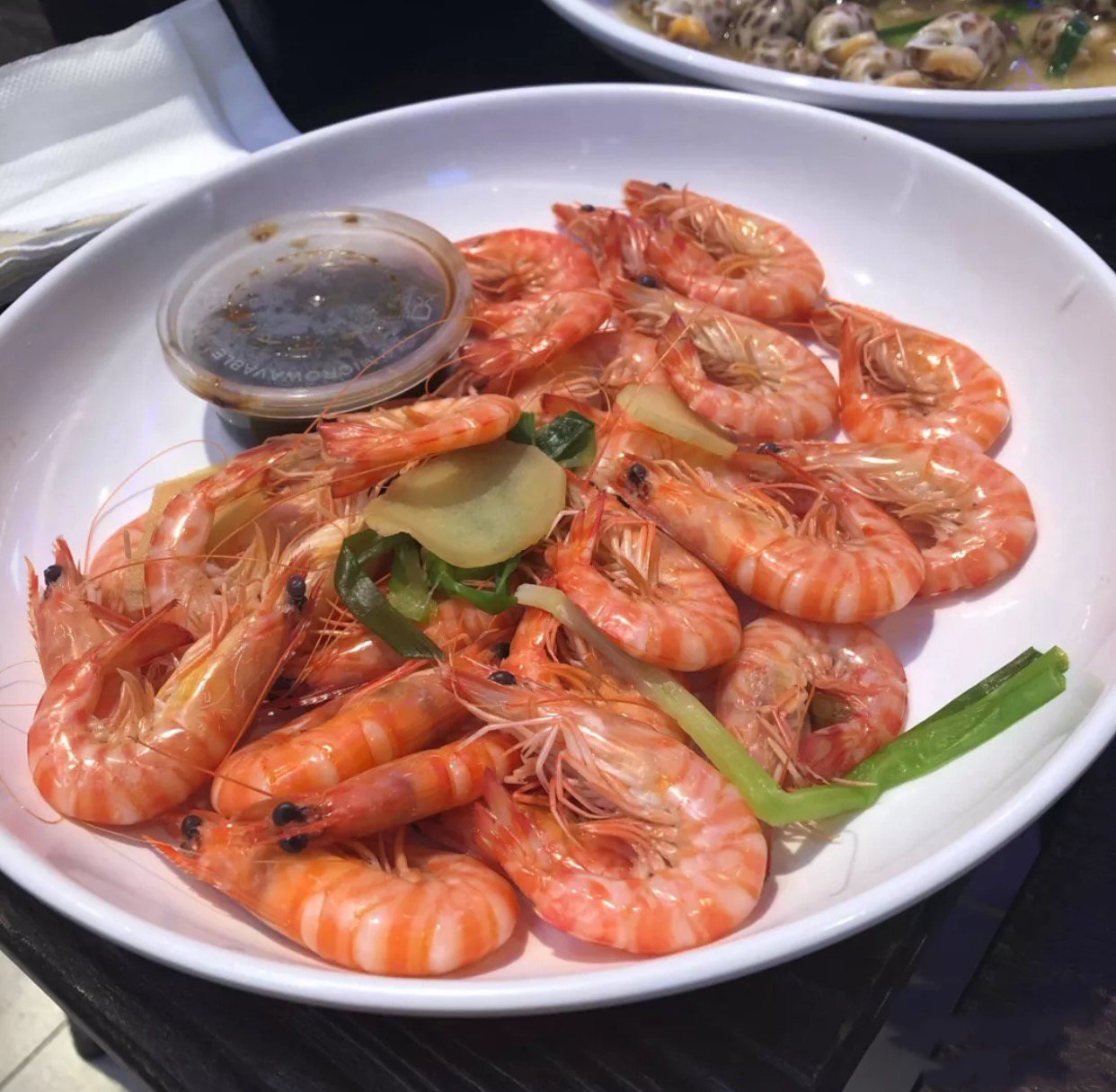 盒马鲜生实地测评：到底贵不贵，100元在盒马能吃到什么海鲜？