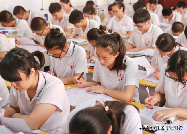 2022年高考报名悄然而至，11月1日报名，报考流程要知晓