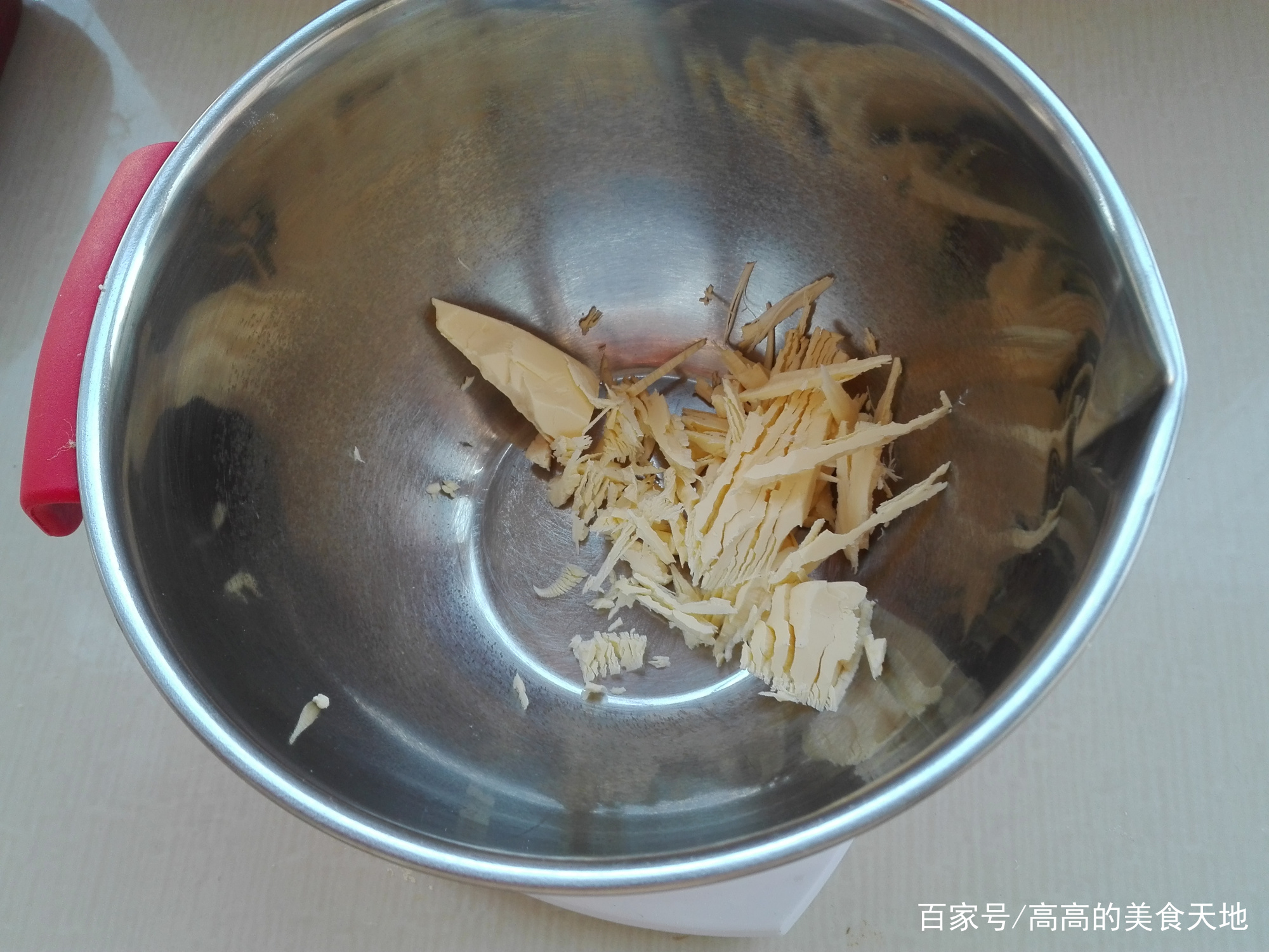 图片[3]-【可见鸡蛋的蛋糕】做法步骤图 营养丰富 孩子三天两头点名要-起舞食谱网