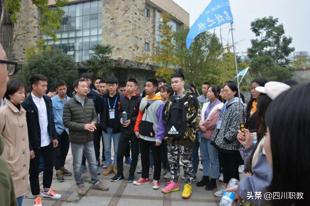 德阳有两所单招名校，被誉为工农村“清华北大”