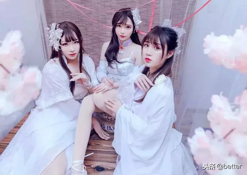 世界杯巴黎中国女记者化妆(中国第一代女装大佬全小妖：30岁是我颜值巅峰，以后会专注美妆)