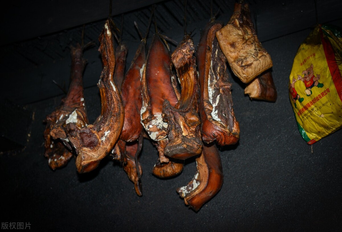 腌腊肉不能只抹盐，容易发霉，教你正确做法，香醇入味，久放不坏
