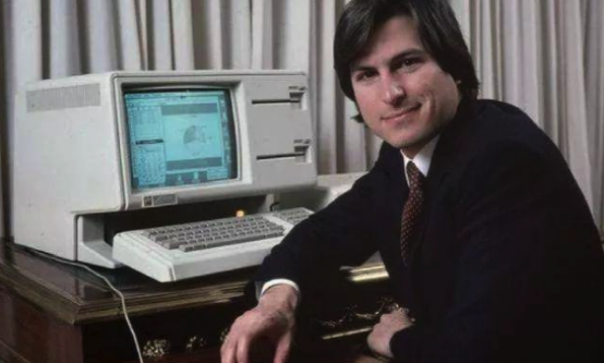 “混蛋”乔布斯的自私人生，和他生命中爱过的三个重要女人