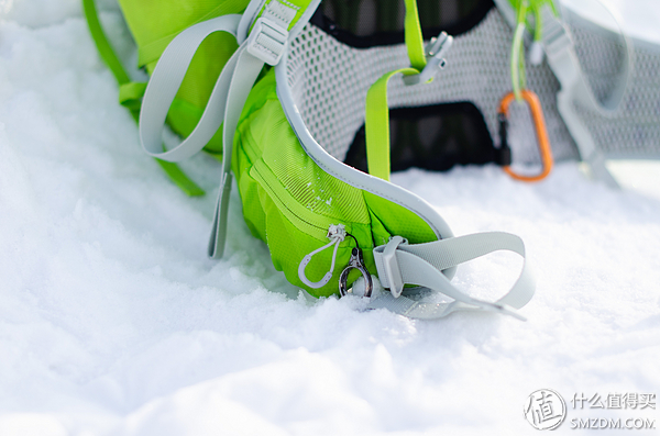 滑雪需要带什么呀（初识滑雪要买些什么？滑雪新人的装备清单）