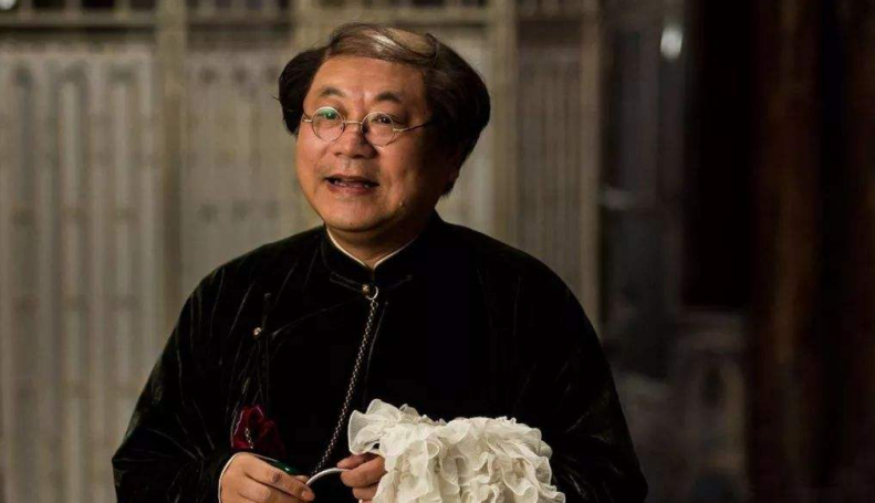 备受青睐的保湿霜，清透保湿亮肤色，你就是下一个“吴彦祖”