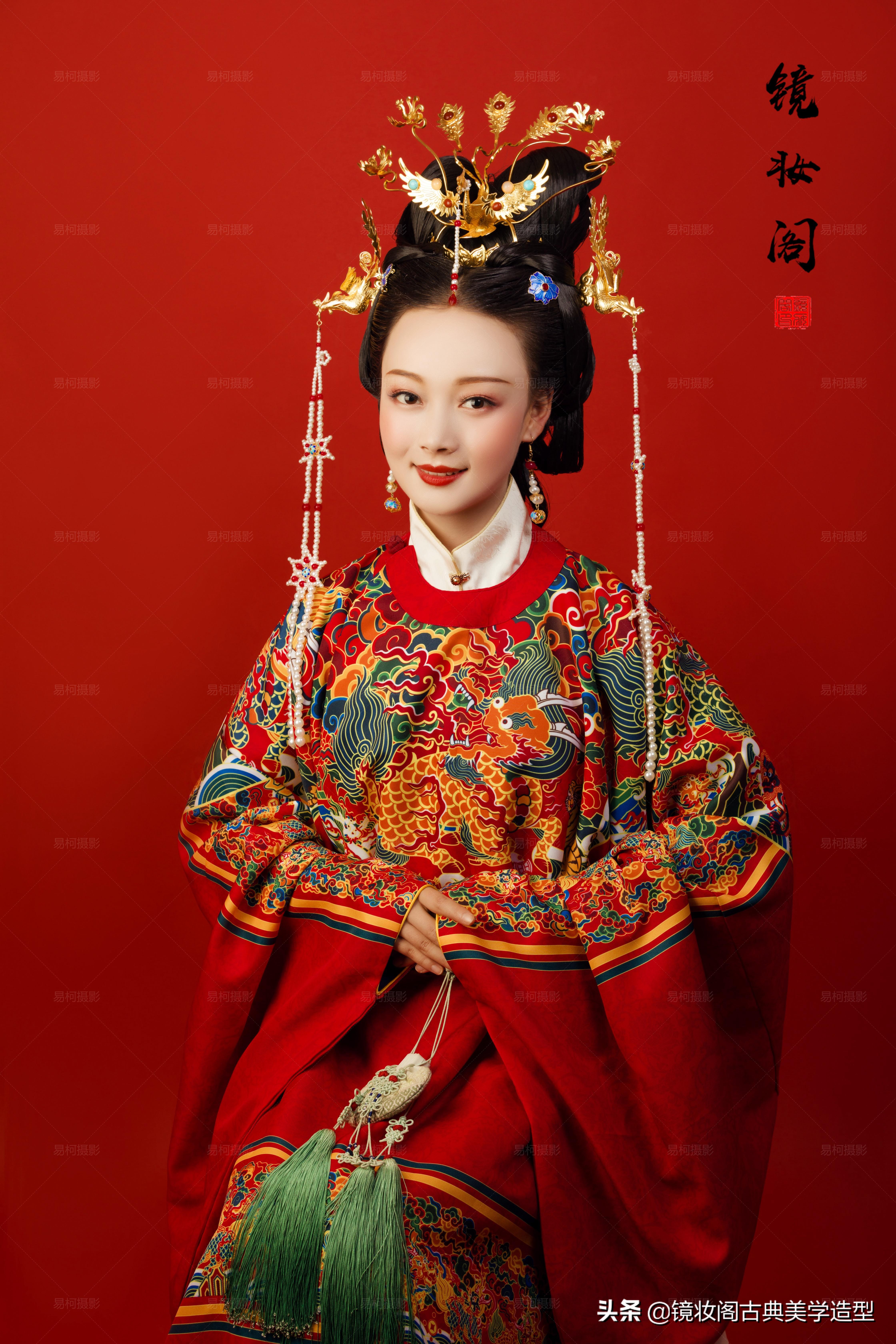 明制婚礼新娘妆容|许你凤冠霞帔一世无忧,从此清风明月长伴天涯