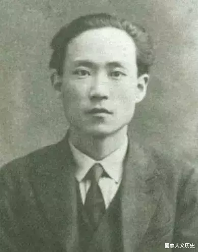 新晋“恐怖童谣”小白船：明明是孩子唱的歌谣，为何会令人恐惧？