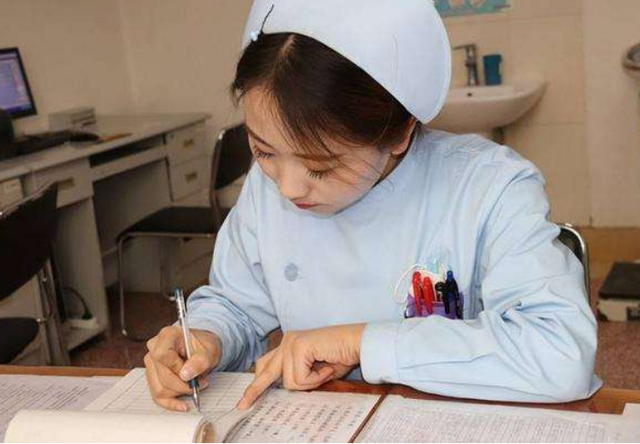 “高等专科学校”和“职业技术学院”哪个好？关键看学生想学什么