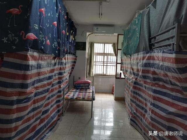 武汉大学生宿舍被征用，两所高校先后上热搜，网友评价天壤之别
