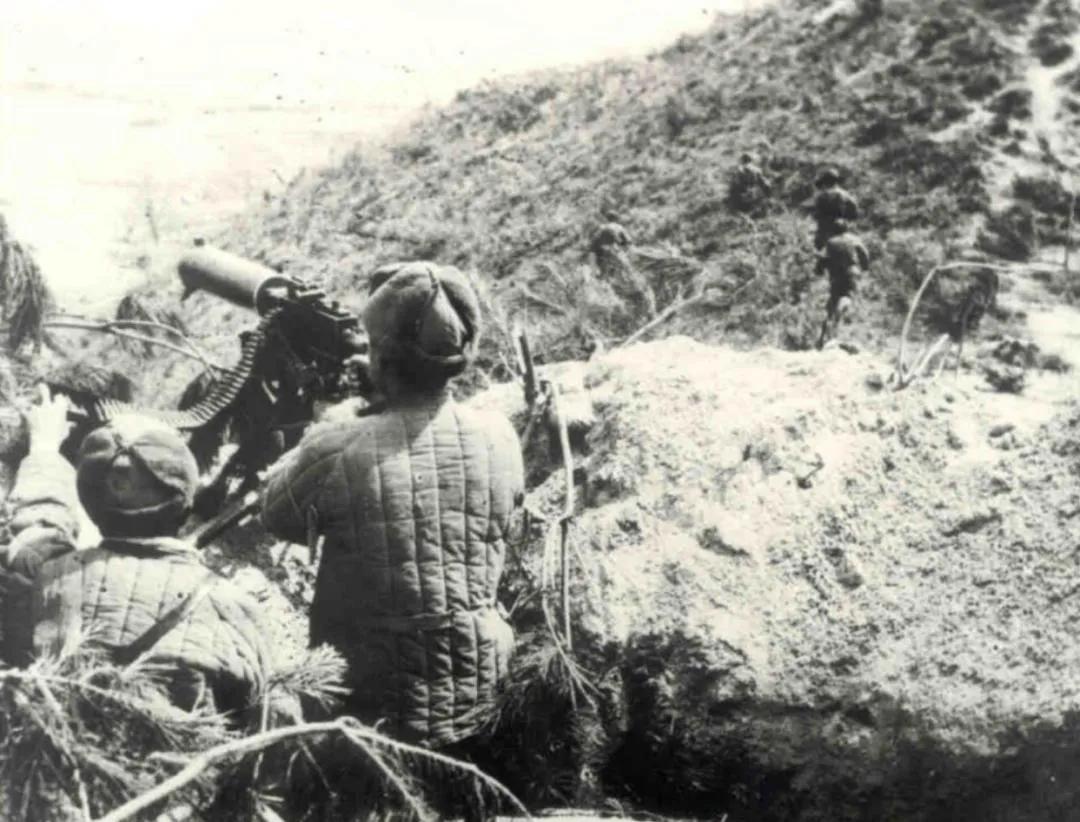 16有志愿军老战士称:抗美援朝时期我军的火力和美军完全没法比.