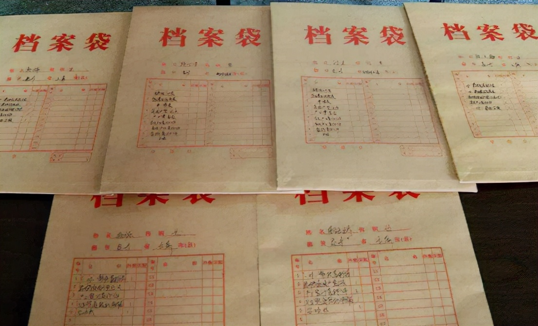 高中“个人档案”中都有什么？不能随意拆开，否则档案直接作废