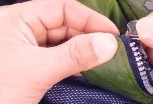 裤子拉链卡壳怎么办？教你几招轻松解决，小白都能学会