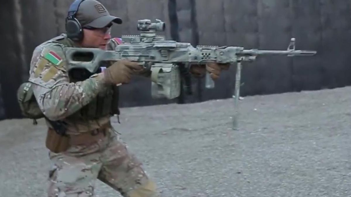 俄新机枪华丽转身:一改苏军时期作风,将给弹鼓机枪"判死刑"?