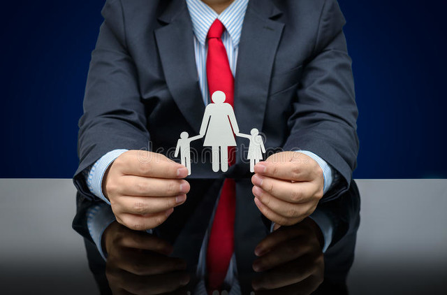 妈妈要求太严格，女儿高考成绩634分，最后却从五楼阳台一跃而下