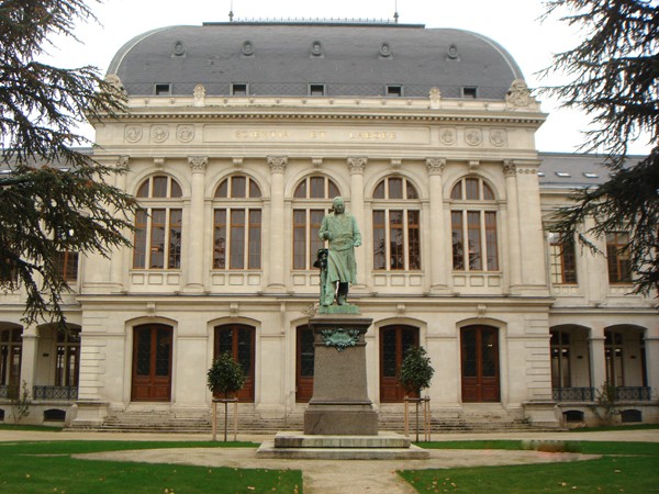 法国里昂艺术学院图片