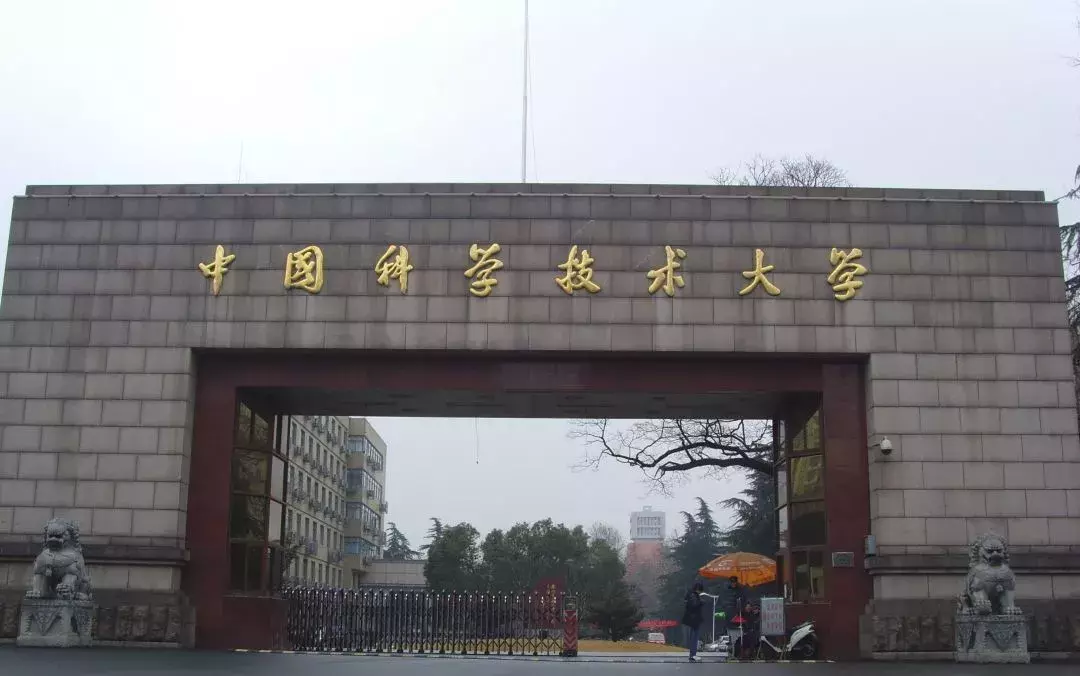 西北农林科技大学宿舍（985高校也会被吐槽）