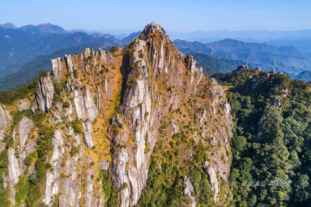 东岳是什么山(广东有座海拔1452米的东岳山，风景不输泰山却鲜为人知)