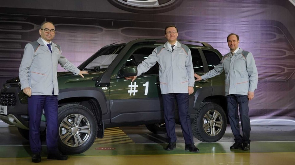 拉达尼瓦(Niva)化身“硬派越野版丰田RAV4”