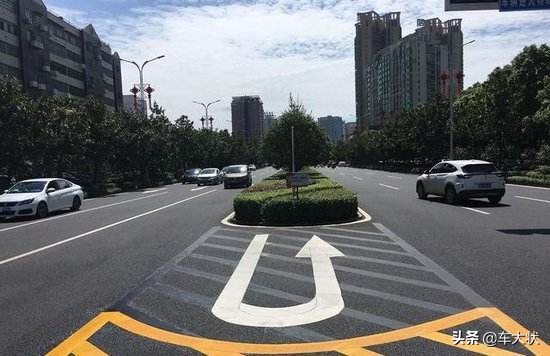 路口掉头吃罚单？注意这几点，以后不会再踩雷