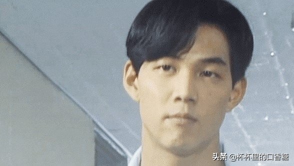 韩剧年轻帅照！李政宰郑雨盛是神级，元斌难忘，20多岁玄彬好青涩