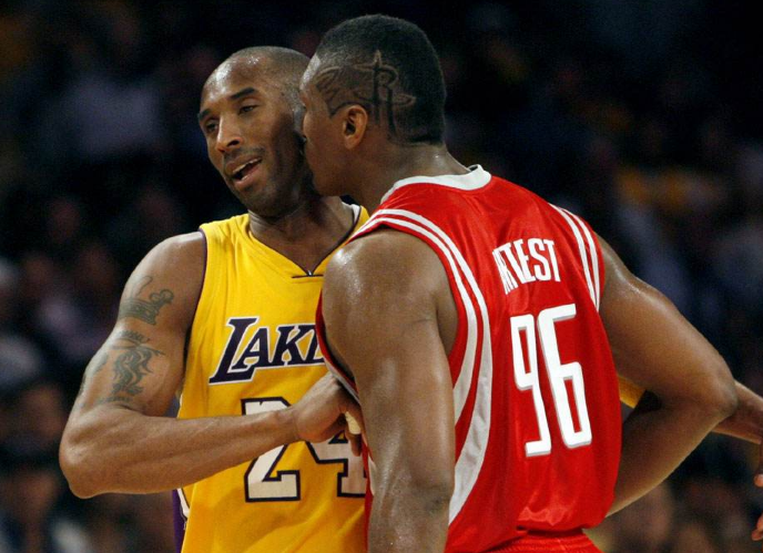 nba里为什么不能叉腰（过分了！特雷杨一个叉腰动作被裁判驱逐，这么下去收视率还会跌）