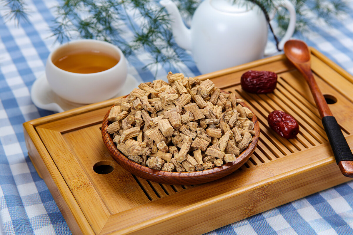 党参的功效与作用?日常服用,补气养血面色红润