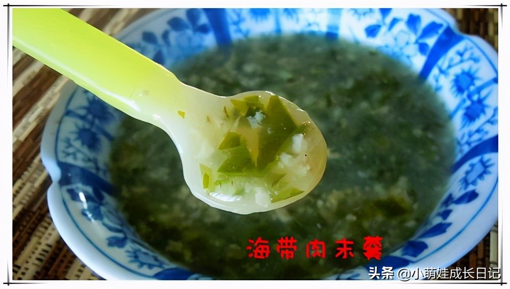 宝宝添加辅食的秘密，8月龄多尝试末状食物，训练宝宝的咀嚼能力