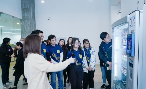 大学生活费（全国各地大学生每月）