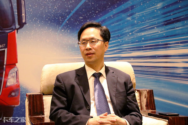 东风柳汽发布省油承诺，高油耗乘龙买单，是噱头还是信心十足？