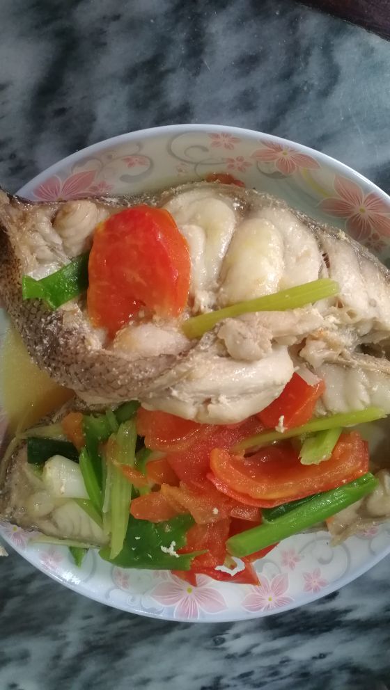 初二回娘家，爸妈备上一桌好饭菜，迎接女儿回家拜年，真幸福