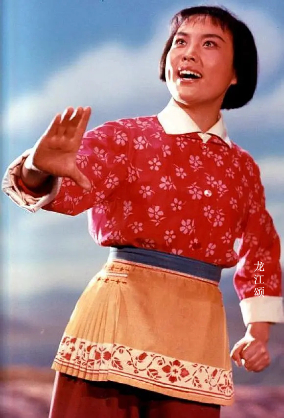 阿莲的电视剧(《北斗》饰谢桂兰,《龙江颂》演阿莲,被称东方夜莺,难忘