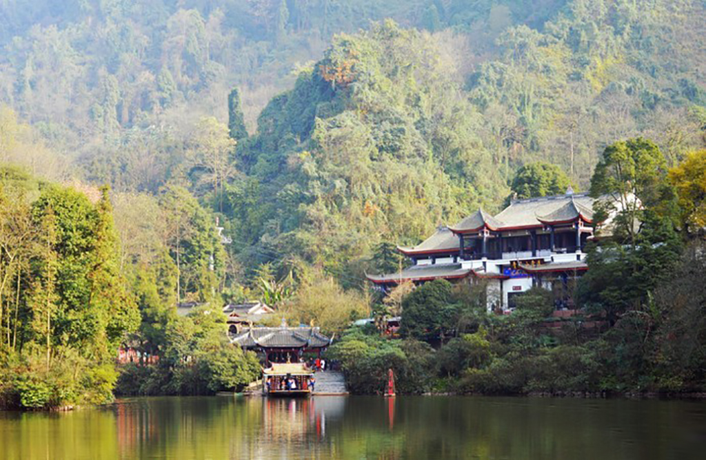 成都周边游攻略,青城山风景区,周末悠闲游玩的好去处