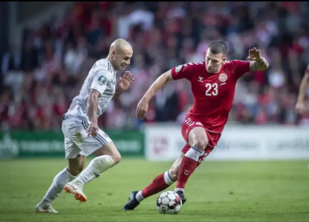 欧洲杯比利时VS丹麦预测比分4：2，3：1
