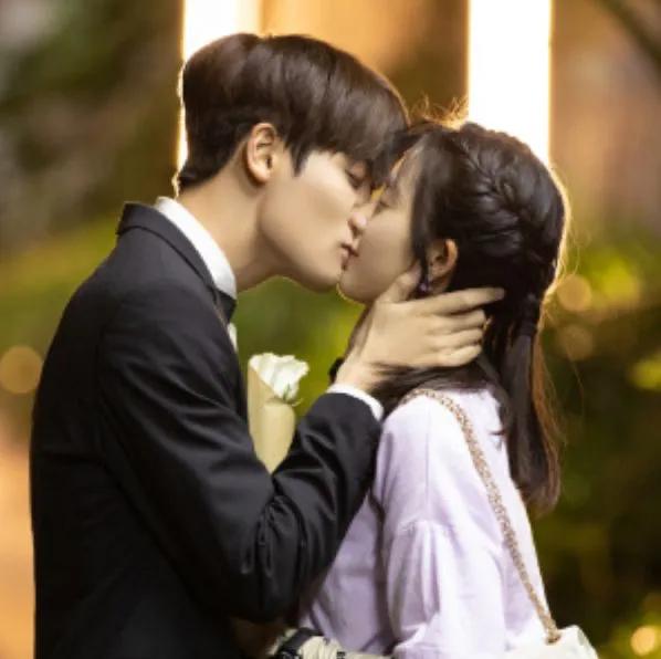 林彦俊、万鹏《原来我很爱你》经典语录高甜场景回顾！教你谈恋爱