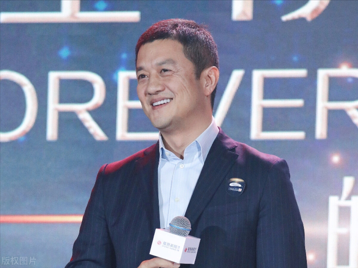 李亚鹏个人资料（李亚鹏的璀璨情史靠帅气征服了7个女人）
