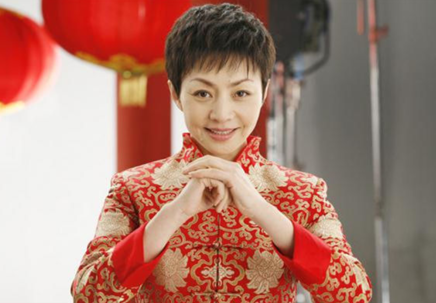 眼镜代表什么生肖(宋丹丹自曝不再上春晚原因,讲述小品幕后故事,坦言