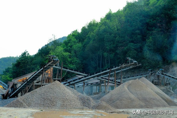 开个小型沙场需要多少钱？应该使用哪种制砂设备？一文告知详情