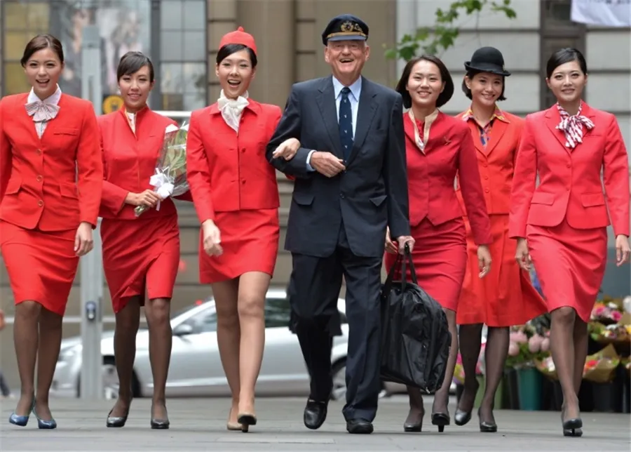 中国十大航空公司盘点，你喜欢的空姐在哪里？