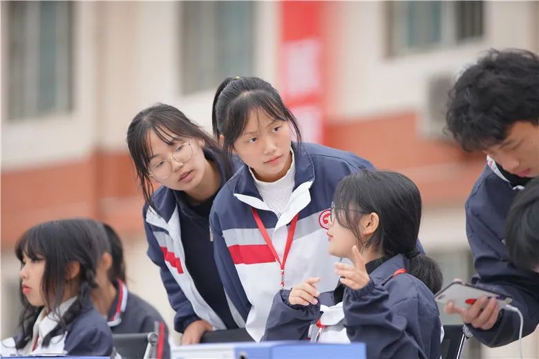 多图预警！成都天府新区职业学校第二届体育嘉年华活动顺利举行