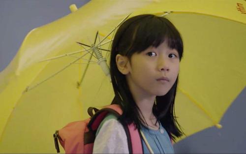 《素媛》的小女孩长大了,15岁成为长腿美女,发量浓密令人羡慕