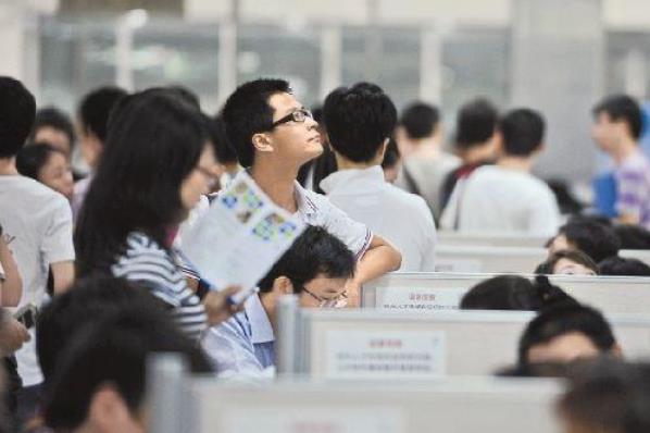 高考后才明白，文科生和理科生的差距甚远，过来人表示很无奈