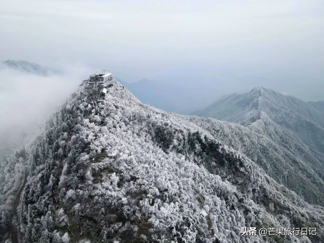 南岳衡山旅游网(距离广州仅两小时高铁，就有个绝美雾凇地，它就是湖南南岳衡山)