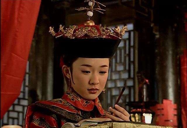 谁能想到16年后，最红是她俩