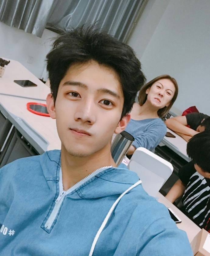 教育部发布"座位令",班级差生拍手叫好,不怕被老师"孤立"了