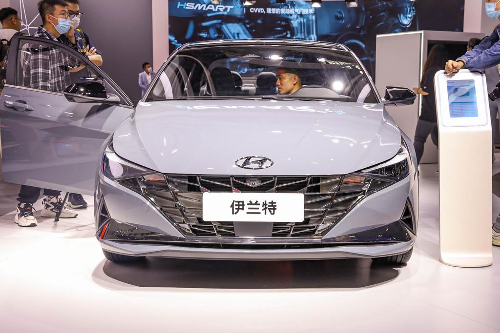 第七代伊兰特来了，1.5L发动机+5.4升油耗，这车适合家用