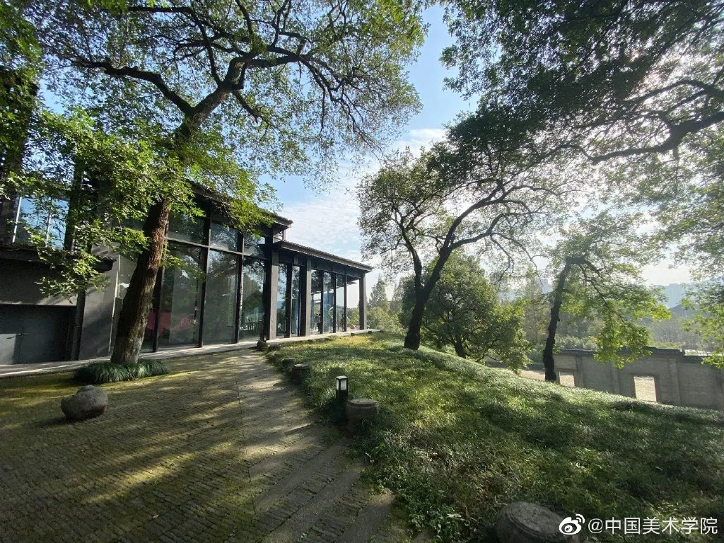 艺考资讯 | 九大美院的校园景色battle，也是神仙打架