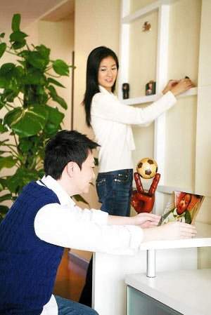 董路老婆董路现任妻子照片