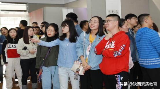 勉县武侯中学优秀毕业生赵元琪在西北农林科技大学成功举办书法展