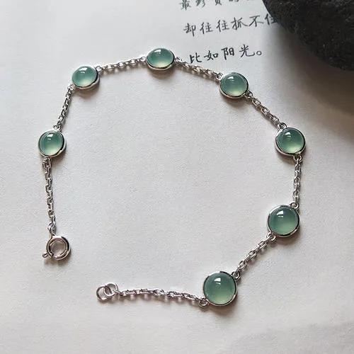 翡翠蓝水蛋面，镶嵌手链或者戒指都是绝美，询价有惊喜